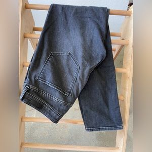 Abercrombie and Fitch mid rise skinny jeans